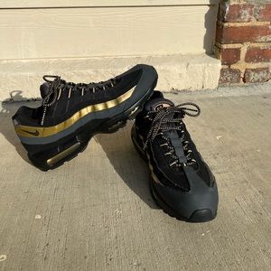 BLACK METALLIC GOLD/ NIKE AIR MAX 95